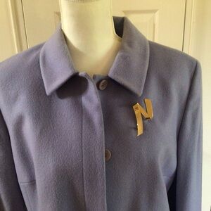 Bundle 2 for $10 Gold Tone Swoop Brooch